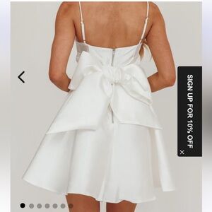 Selfie Leslie Chic White Lace Dress